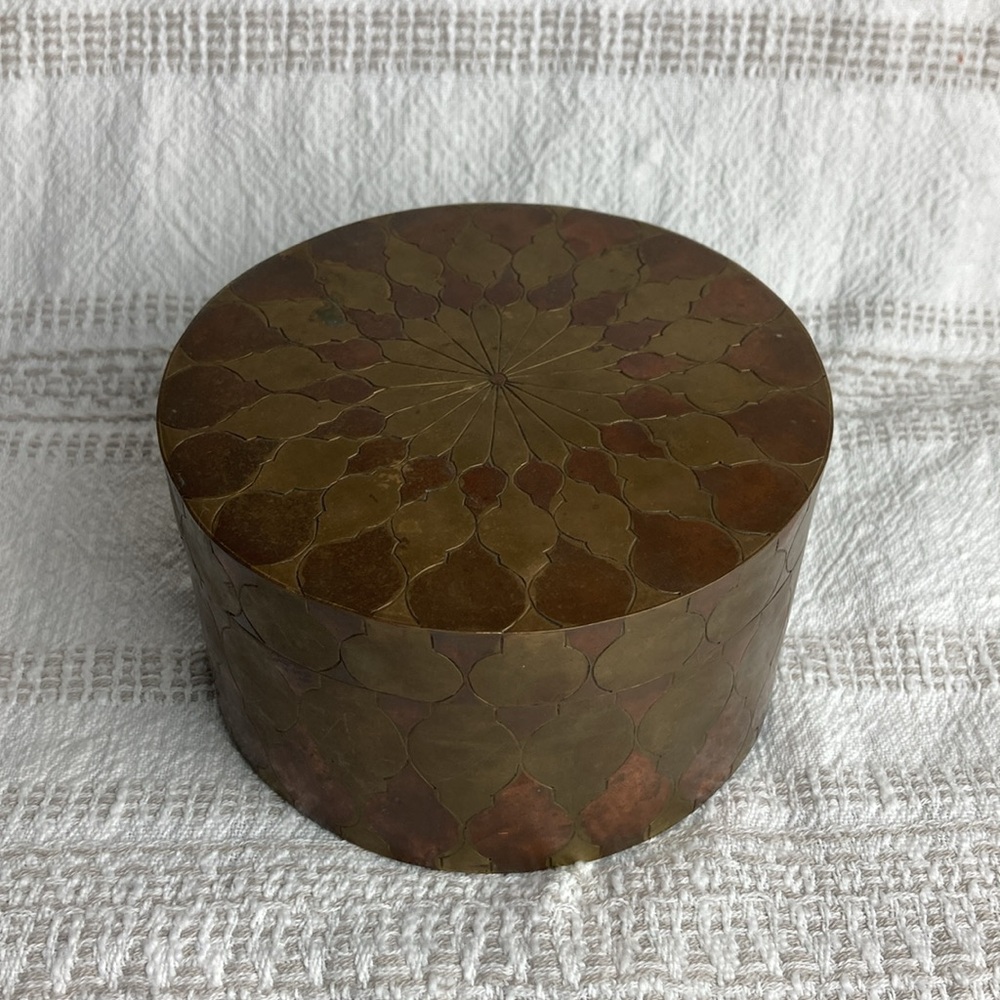 Handcrafted Round Copper and Brass Hinged Box